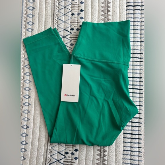 Lululemon Align High-Rise Pant 25" in Kelly Green - Picture 4 of 6